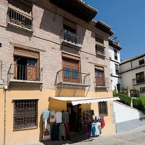 Spacious, Sunny&quiet Albayzin Apartamento
