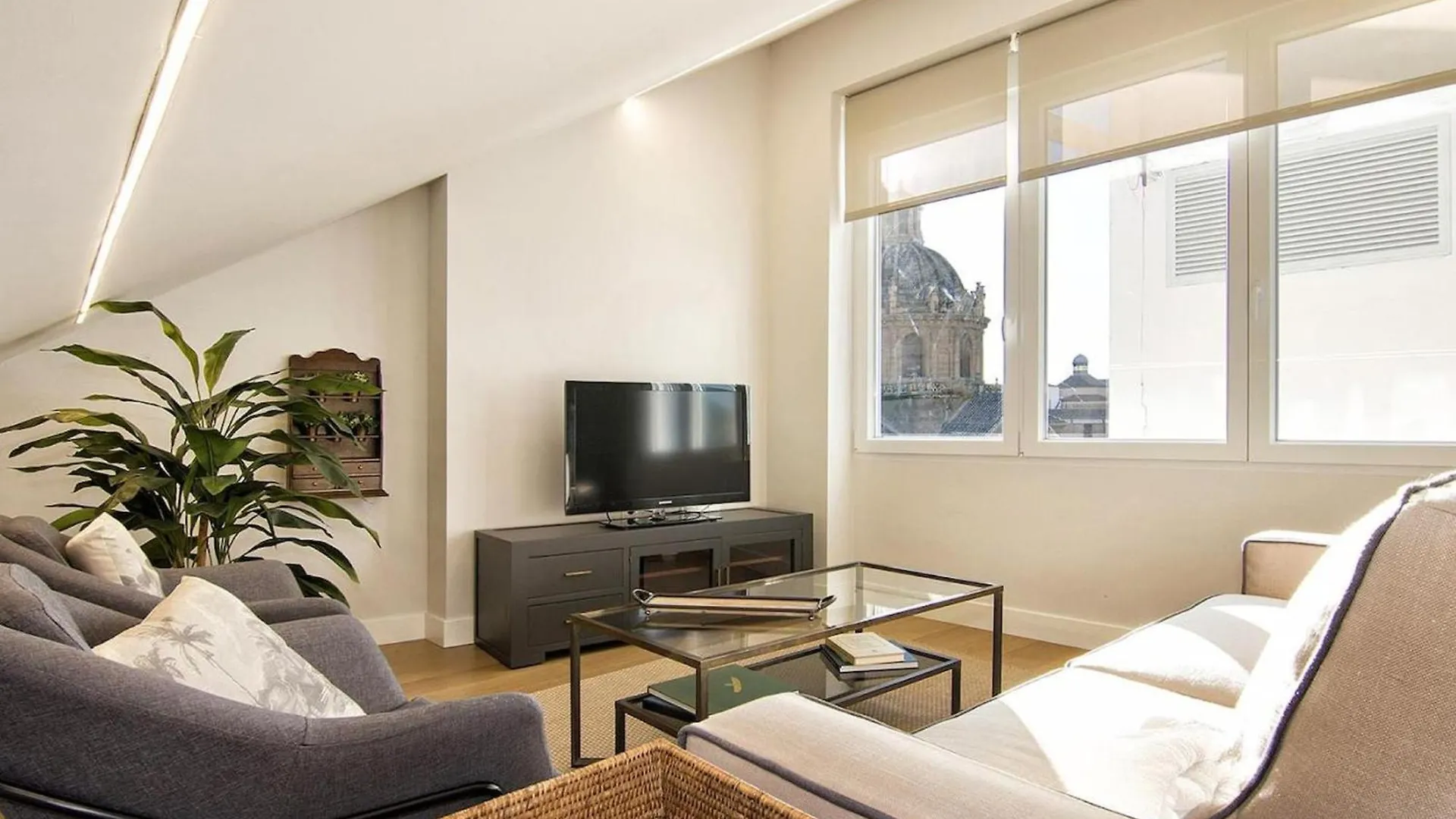 شقة Chezmoihomes Premium Loft Private Terrace غرناطة