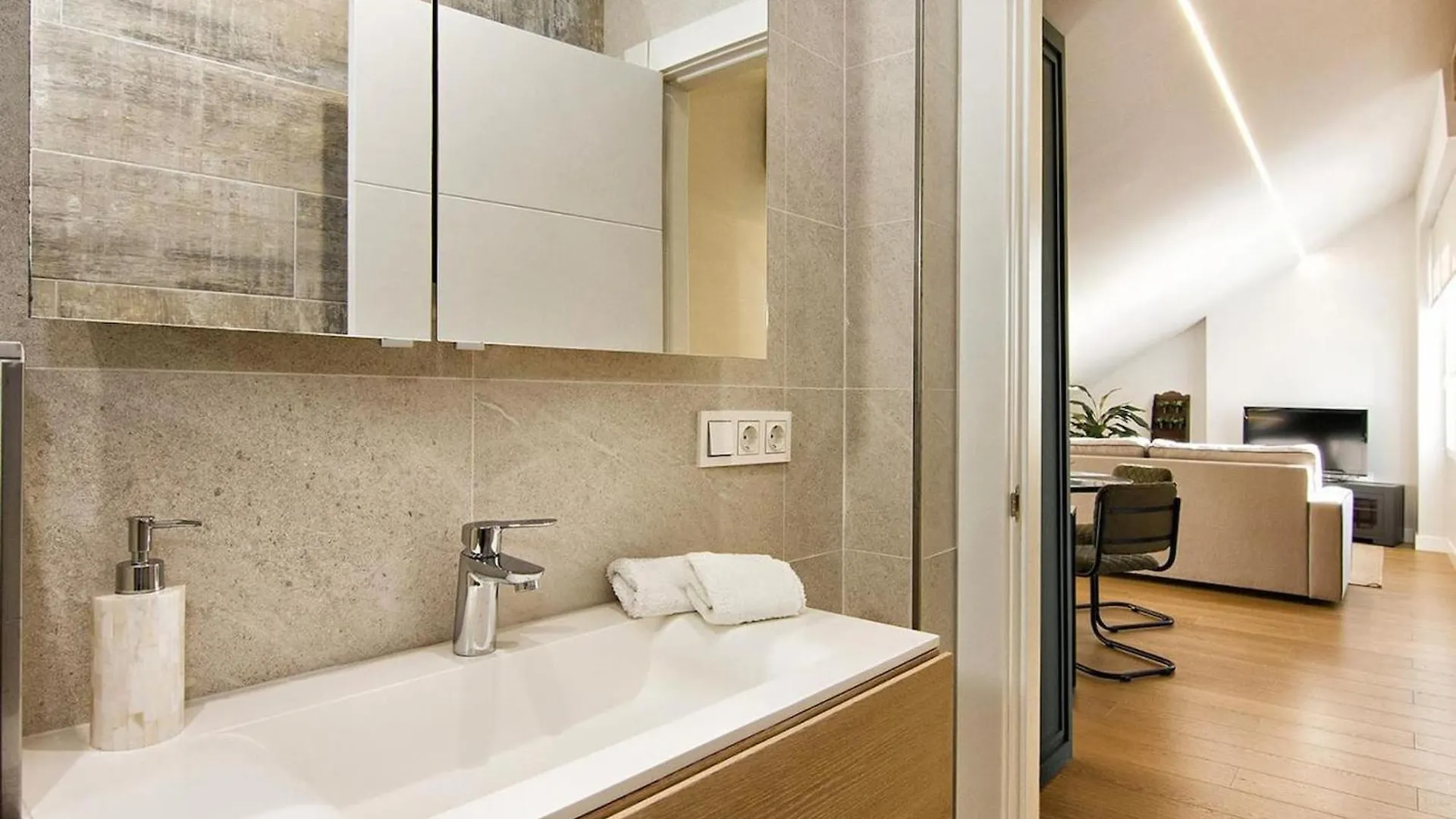 Apartment Chezmoihomes Premium Loft Private Terrace Granada