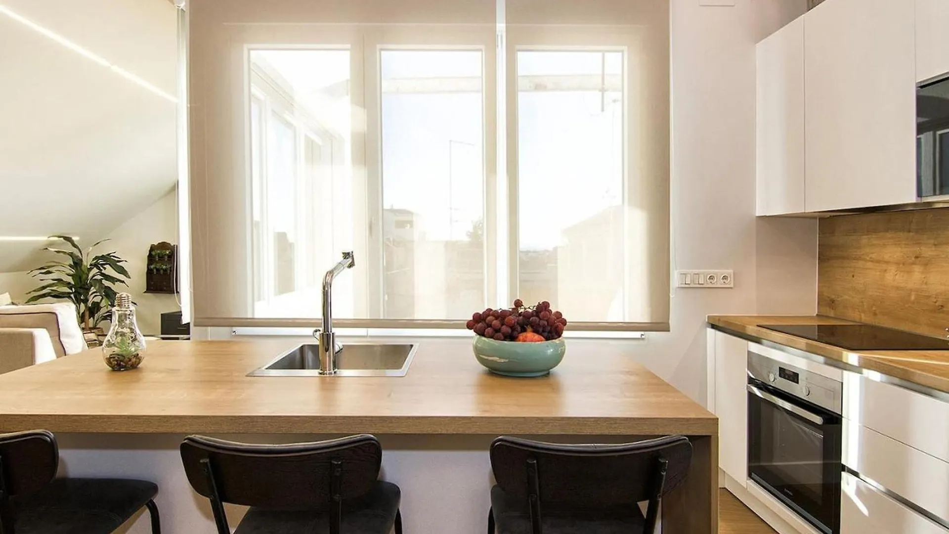 Chezmoihomes Premium Loft Private Terrace Granada 0*,